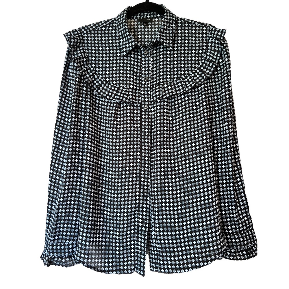 who what wear blouse with ruffles detailing size S EUC